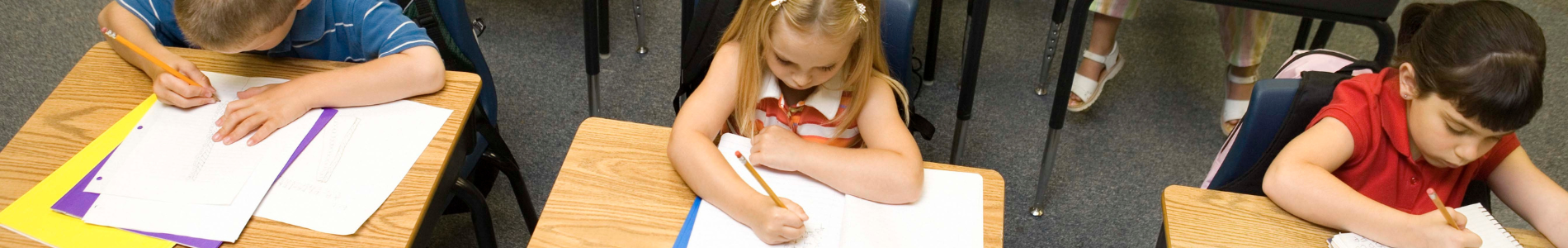 kinderen in een klas op een basisschool