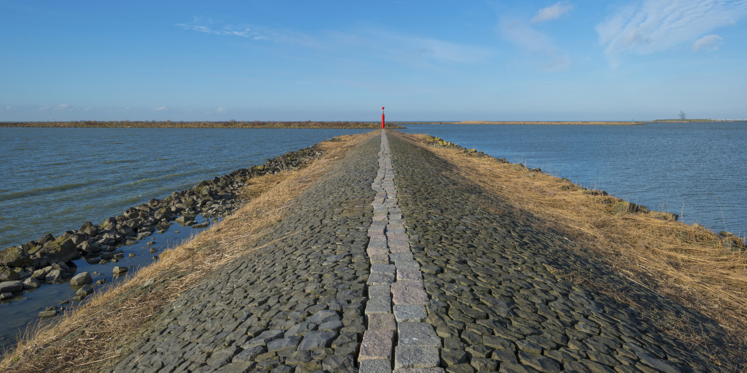 Flevoland - Dijk naar Urk